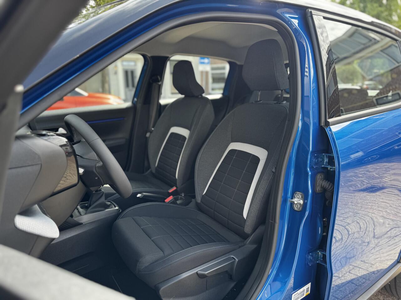 Citroen C3 Turbo 100 Plus Carplay/Android Auto | 2-Tone | Parkeersensoren