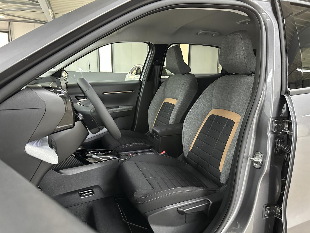 Citroen C3 Aircross 1.2 Hybrid 145pk Plus 7p. | Apple Carplay/Android Auto | Camera |