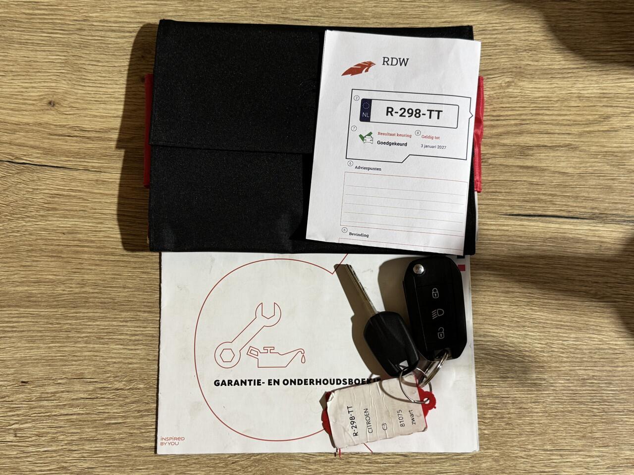 Citroen C3 1.2 PureTech Saint James | Airco (automatisch) | Cruise control