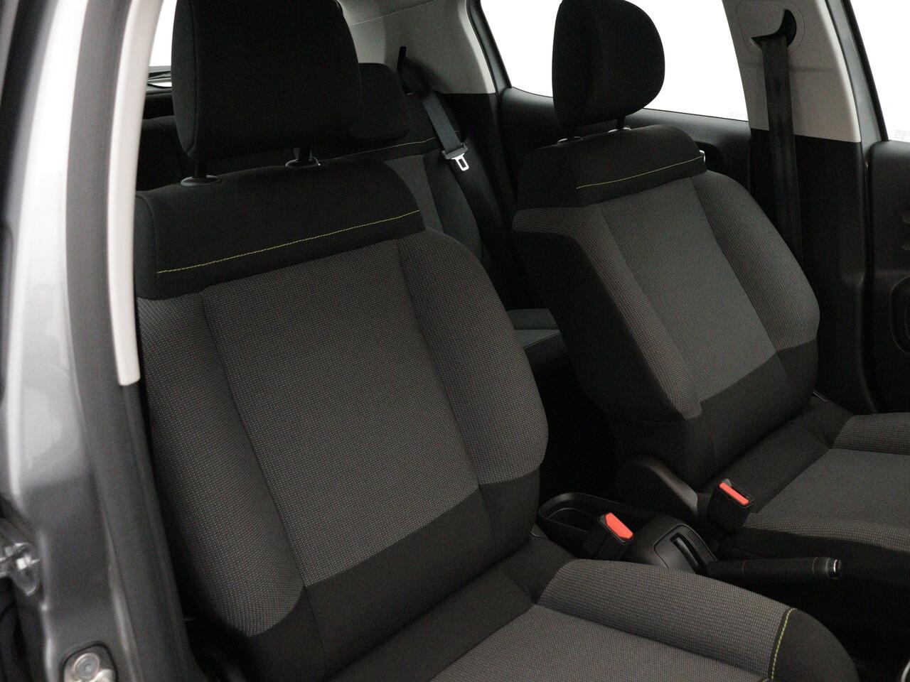 Citroen C3 82 PK Feel | Rijklaar | Parkeersensoren achter | Apple carplay / android auto |