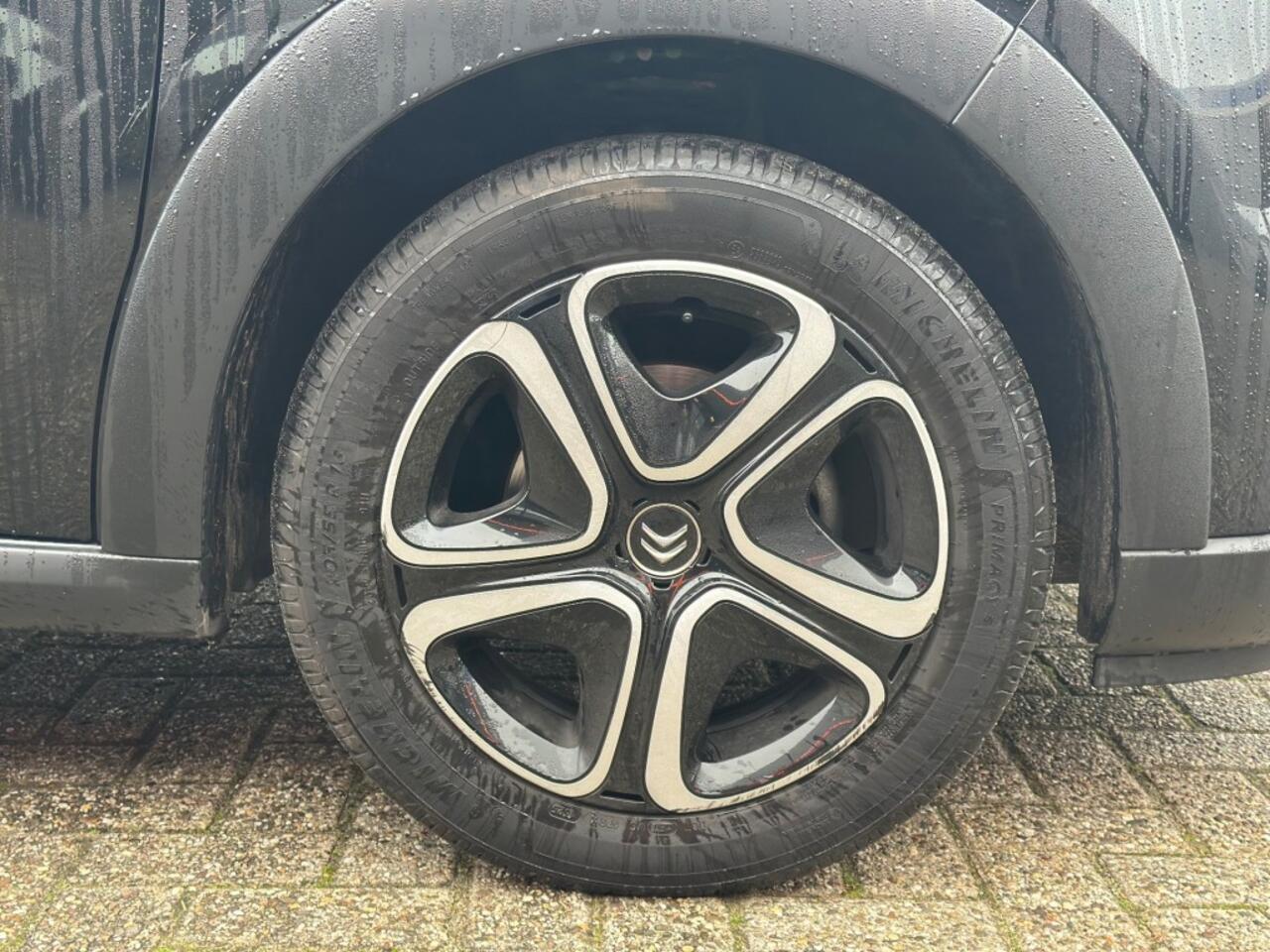 Citroen C3 1.2 PureTech Feel '' Infotainmentsystem - CC - PDC ''