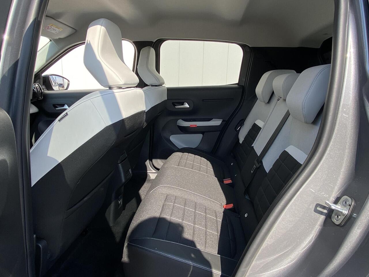 Citroen C3 ë-C3 Max 113pk 44 kWh | Navigatie | Apple Carplay/Android Auto | Climate en Cruise Control | Comfort stoelen en vering | Head-up display