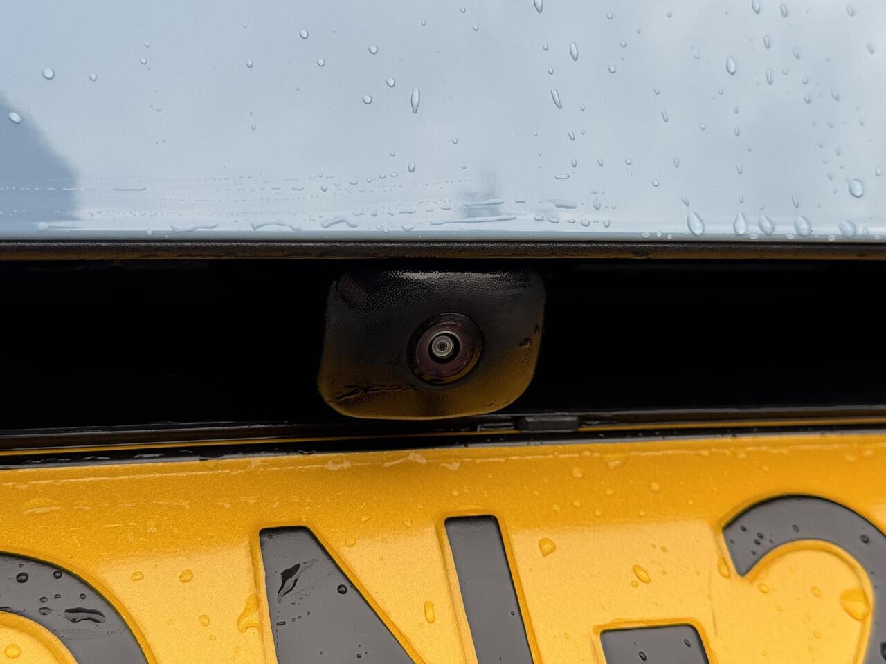 Citroen C3 Aircross Plus 1.2 Turbo 100pk | APPLE CARPLAY & ANDROID AUTO | CAMERA | CLIMA |