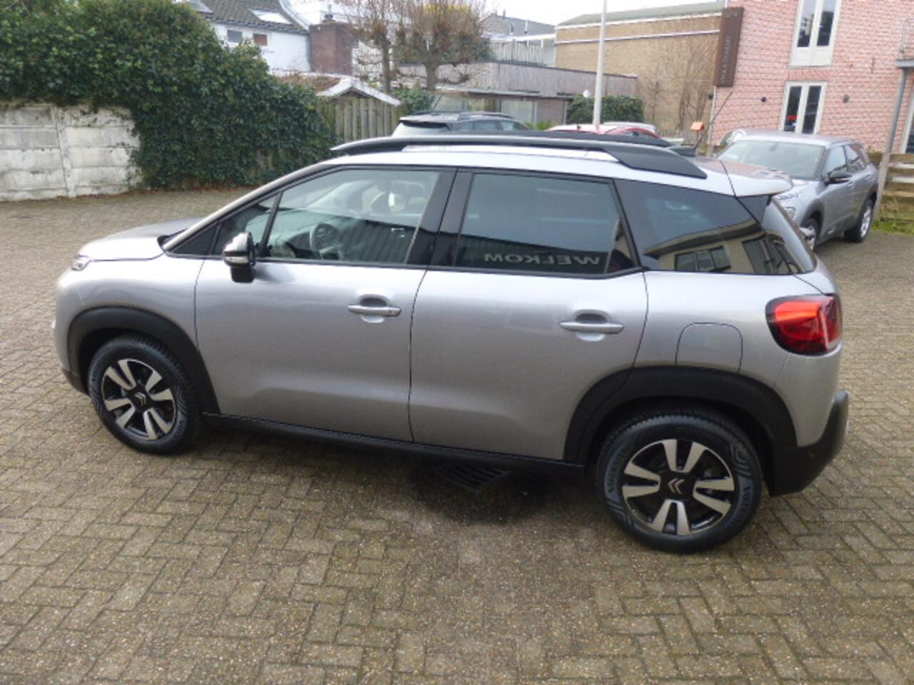Citroen C3 Aircross 1.2 PureTech Shine Automaat