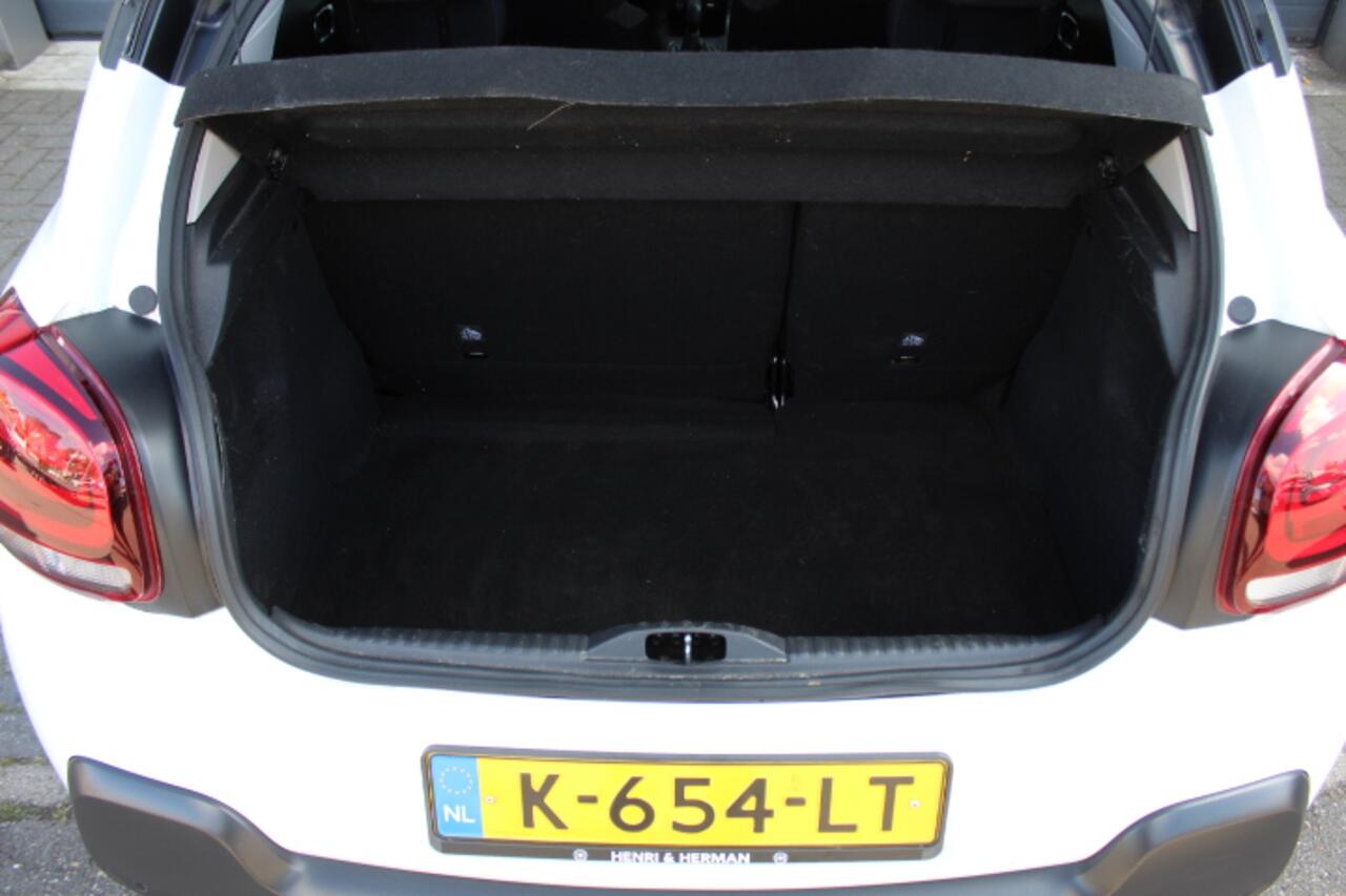 Citroen C3 1.2 PureTech Feel Nieuwe Distributie! BJ 31-12-20! Climatecontrol, Navi, DAB, Carplay, Lichtsensor,Regensensor