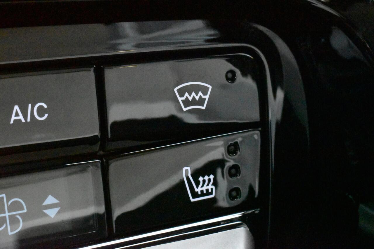 Citroen C3 Turbo 100pk Max Navi | Camera achter | Airco | Stuur - Stoel en Vooruit verwarming |