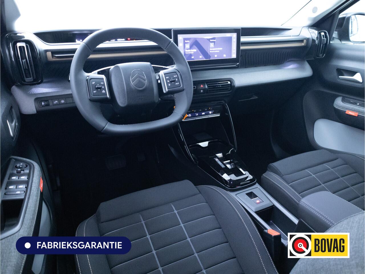 Citroen C3 Aircross 1.2 Hybrid 145pk Plus | Apple Carplay / Android auto | Camera | Led | Extra getint glas achter, Dab, Cruise, Regensensor