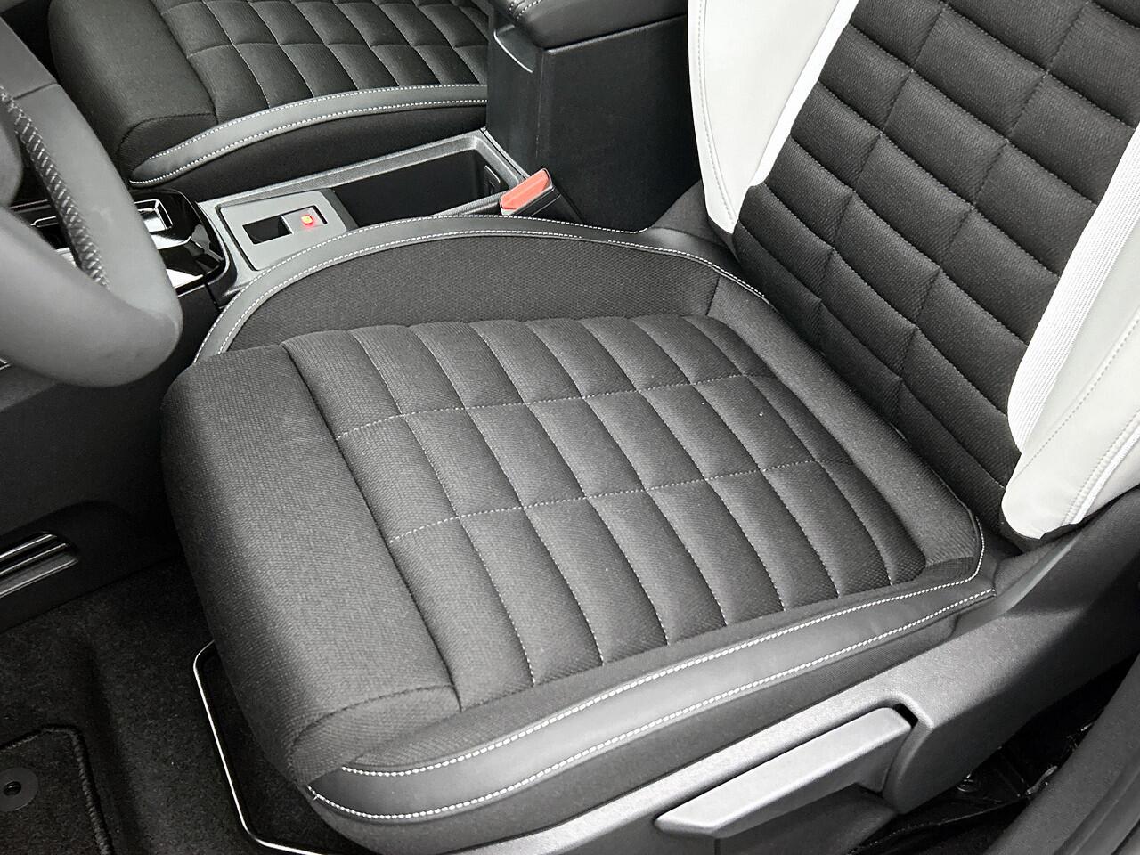 Citroen C3 Aircross Hybrid 145pk Automaat Max | Rijklaar | Apple Carplay | Two Tone | Camera