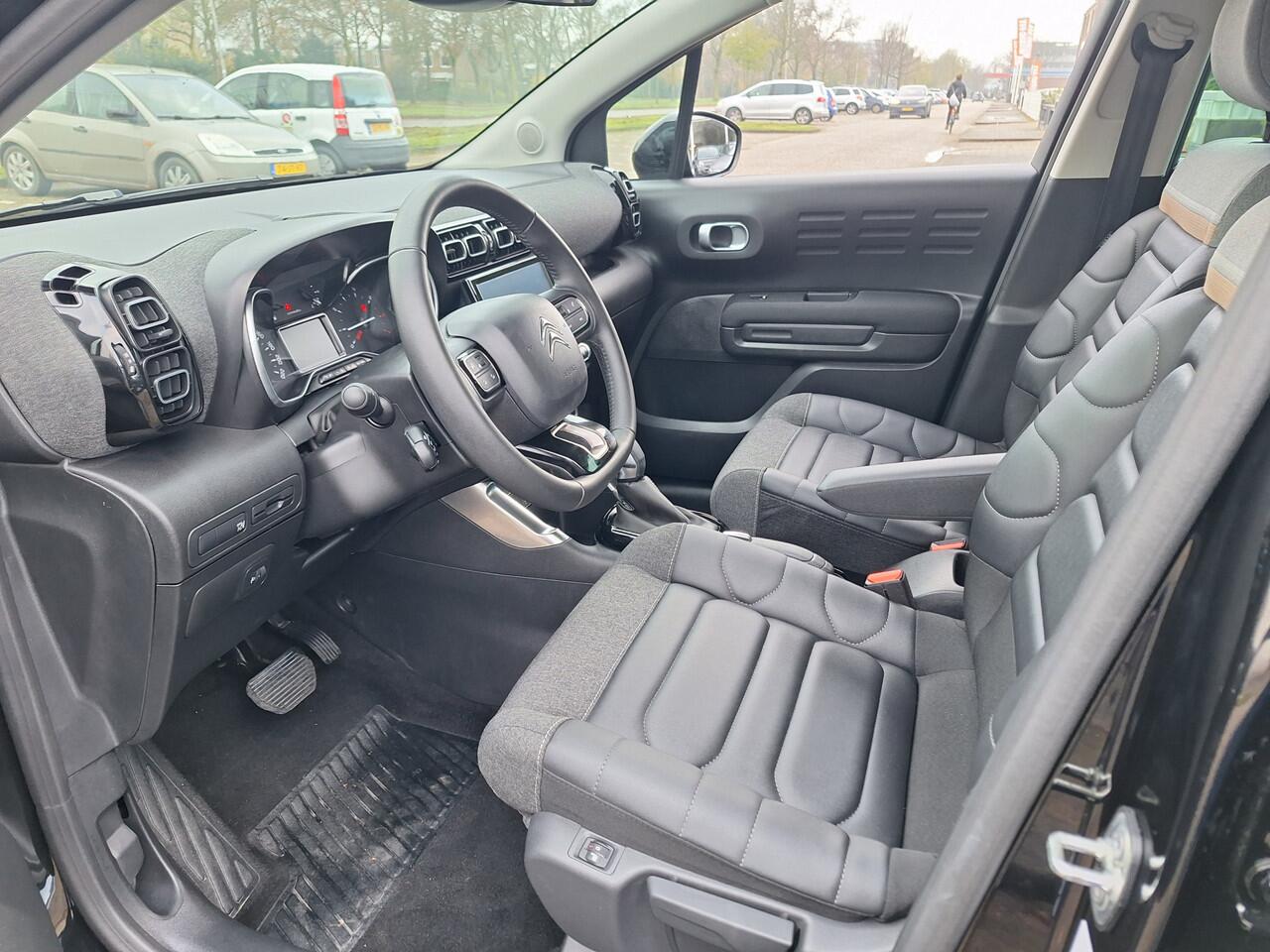 Citroen C3 Aircross Origin 1.2 PureTech Shine stoelverwarming/navigatie/pdc/enz....