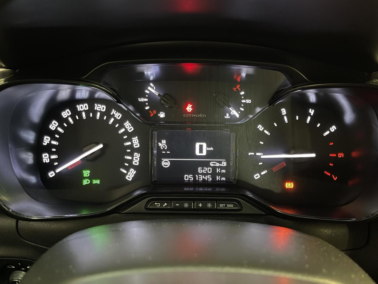 Citroen C3 1.2 PureTech Feel 16"/Navigatie/LED/Android Auto & Apple Carplay/Climate/Cruise/PDC