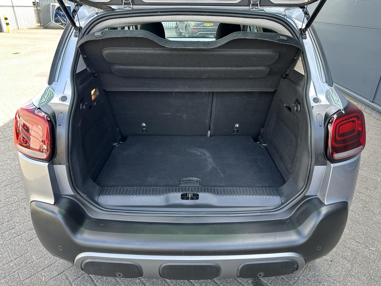 Citroen C3 Aircross 110pk Max (Camera - 17"- Keyless Entry - Automatische Airco - Navigatie - Apple Carplay - Grip Controle)