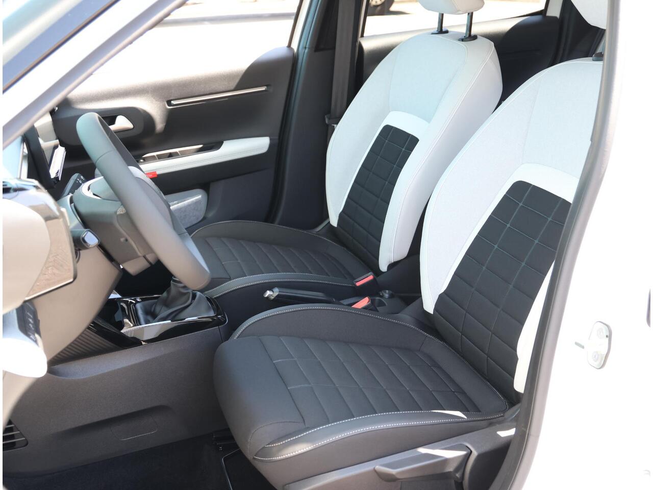 Citroen C3 1.2 Turbo 100pk Max | Camera | Navigatie | ClimateControl | AppleCarPlay/AndroidAuto | CruiseControl |