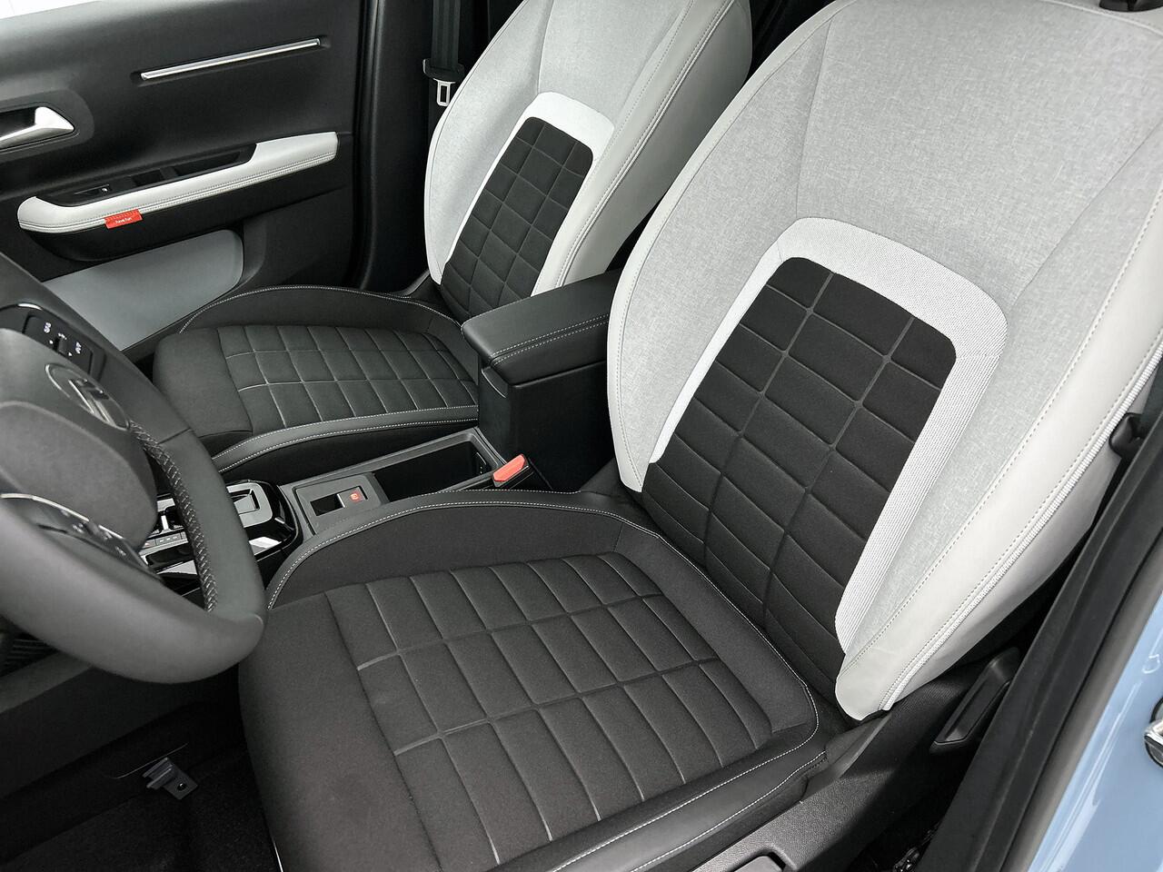 Citroen C3 Ë-C3 Max 113pk 44 kWh | Rijklaar | Apple Carplay | Camera | 3 Fase