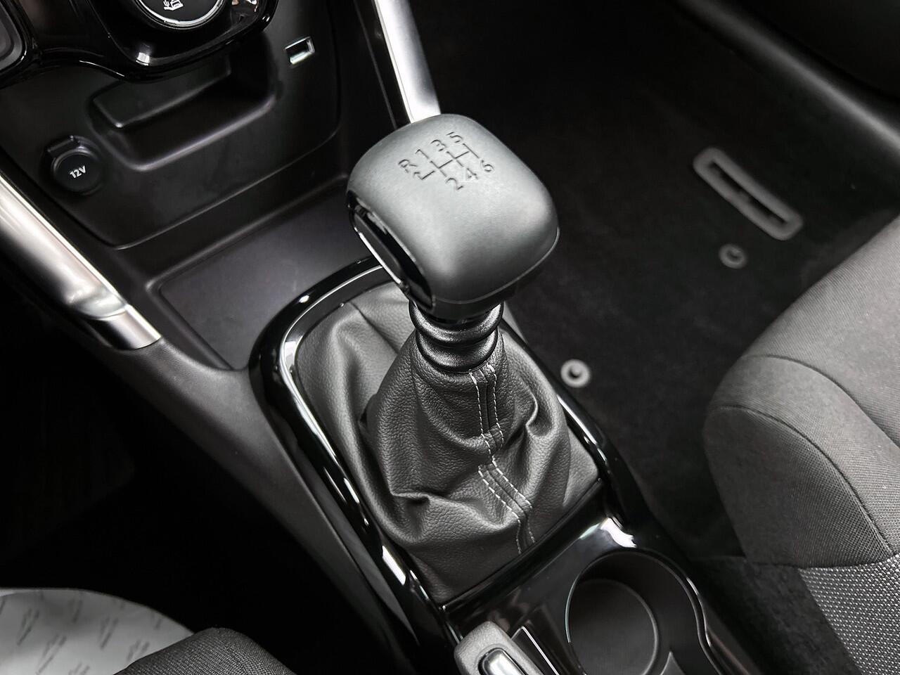 Citroen C3 Aircross 110PK Plus | Rijklaar | Navigatie | Parkeersensoren achter |