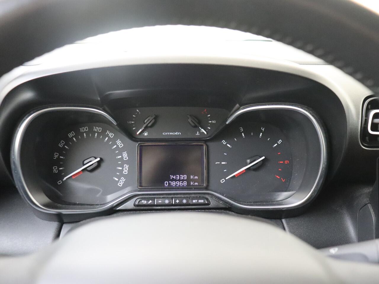 Citroen C3 Aircross 1.2 PureTech S&S Shine | Carplay | Navigatie | Clima | Parkeerhulp |