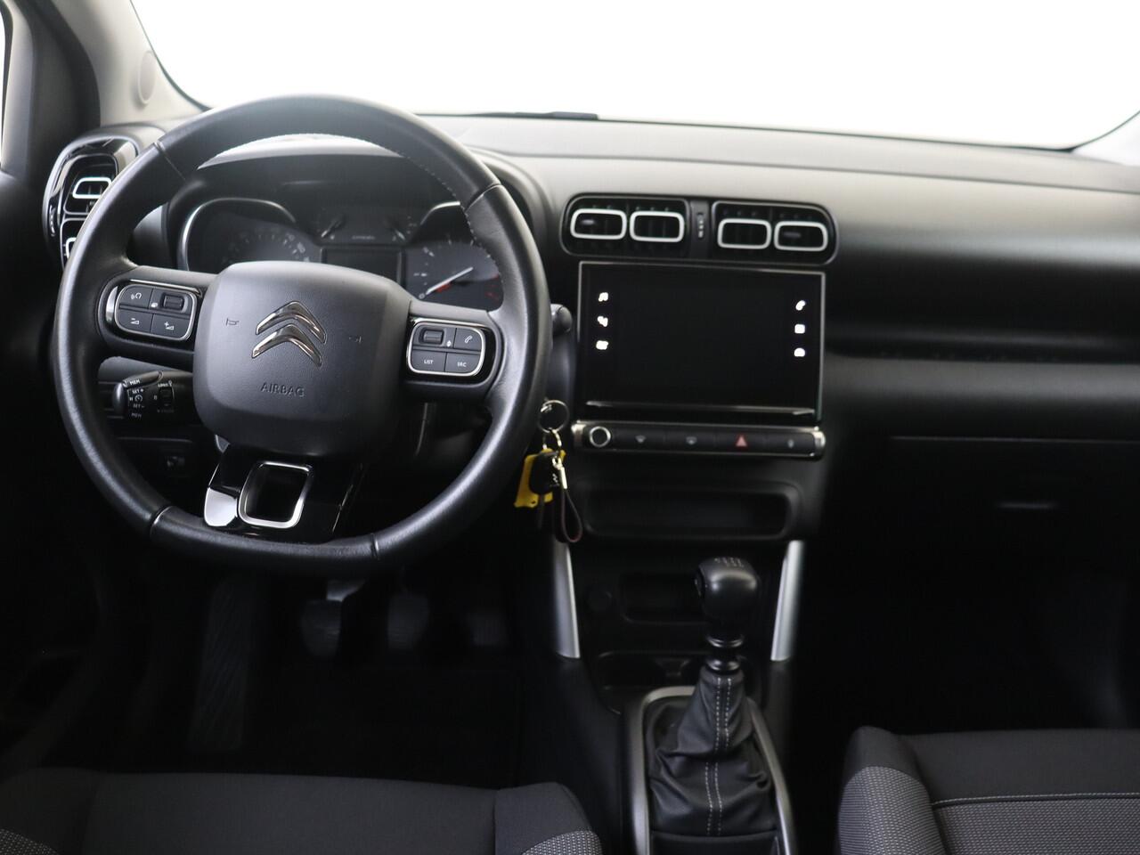 Citroen C3 Aircross 1.2 PureTech S&S Shine | Carplay | Navigatie | Clima | Parkeerhulp |