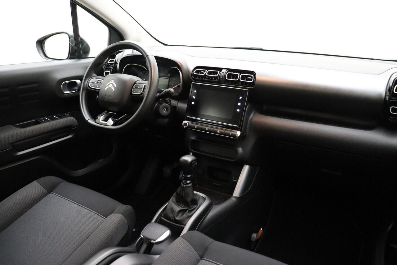 Citroen C3 Aircross 1.2 PureTech S&S Feel | Navigatie | Climate control | Draadloze telefoonlader | Parkeersensoren achter | Cruise control | Elektrische ramen | Regensensor