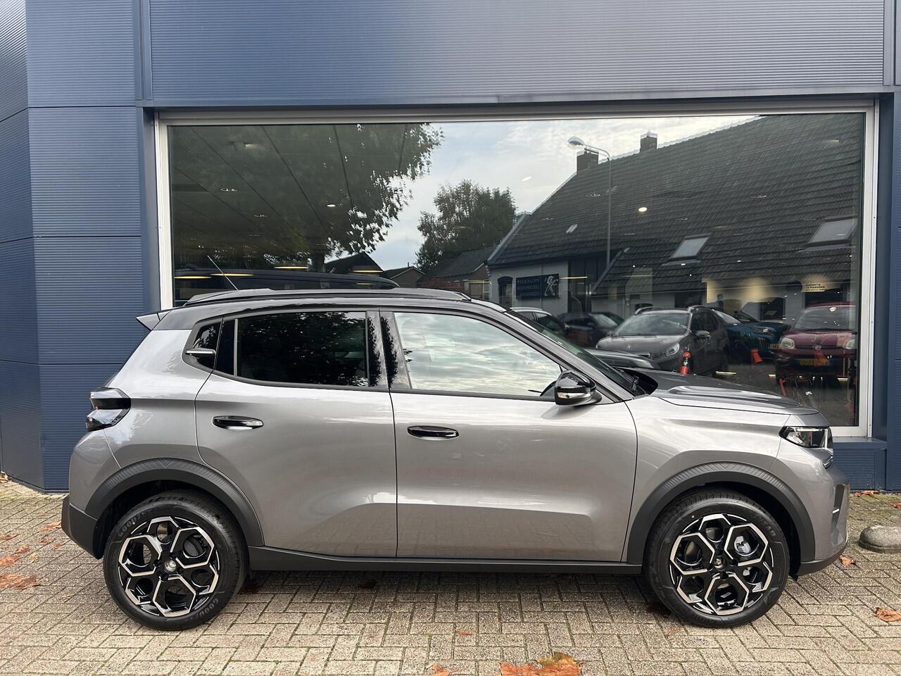 Citroen C3 1.2 Turbo 100pk Max | ¤ 3.000 VOORRAAD VOORDEEL | Nieuwe Auto | Navigatie | Parkeer Camera + Sensoren achterzijde | Lichtmetalen Velgen | Hoge zitpositie | LED Verlichting | Climate control | Cruise control | DAB+ Radio |