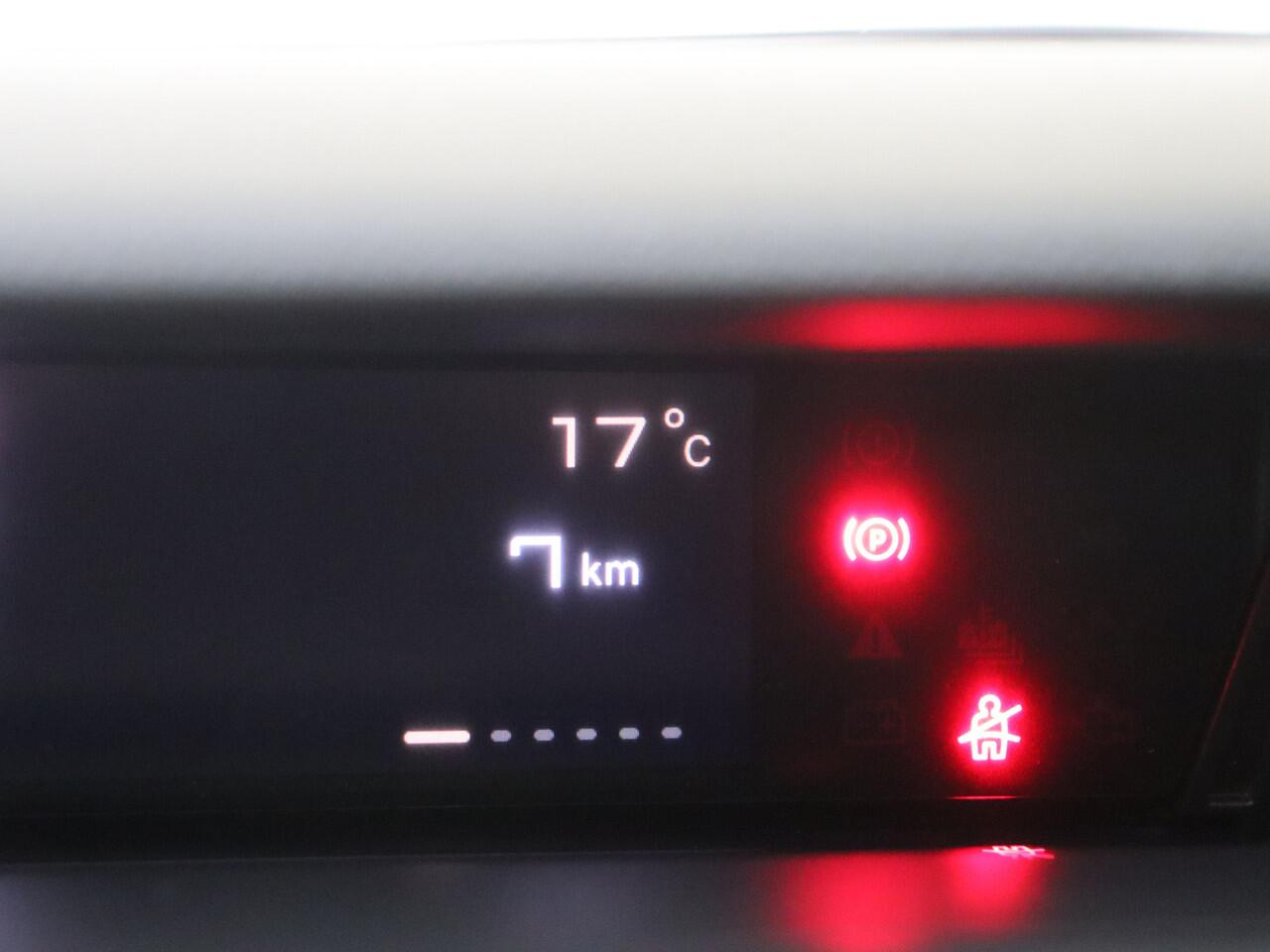 Citroen C3 Aircross 1.2 Hybrid 145pk Plus | Parkeercamera | Climate Control | Apple Carplay