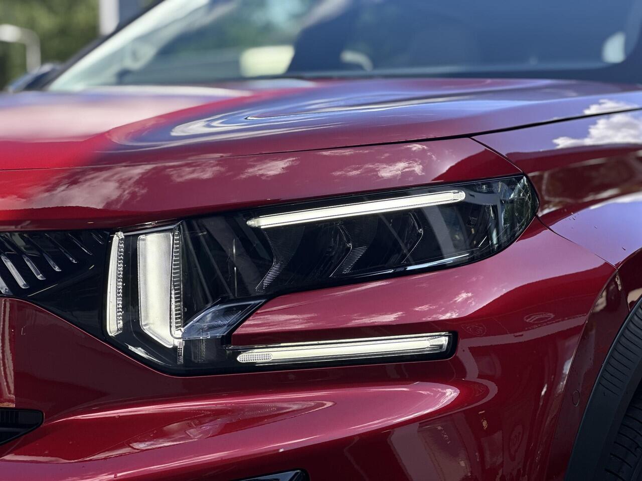 Citroen C3 Ë-C3 Aircross Max 113pk Comfort Range 44 kWh | Comfort Stoelen | Apple Carplay/Android Auto | Parkeercamera/-sensoren | Full LED | DAB | Cruise Control | Climate Control | Draadloze telefoonlader |