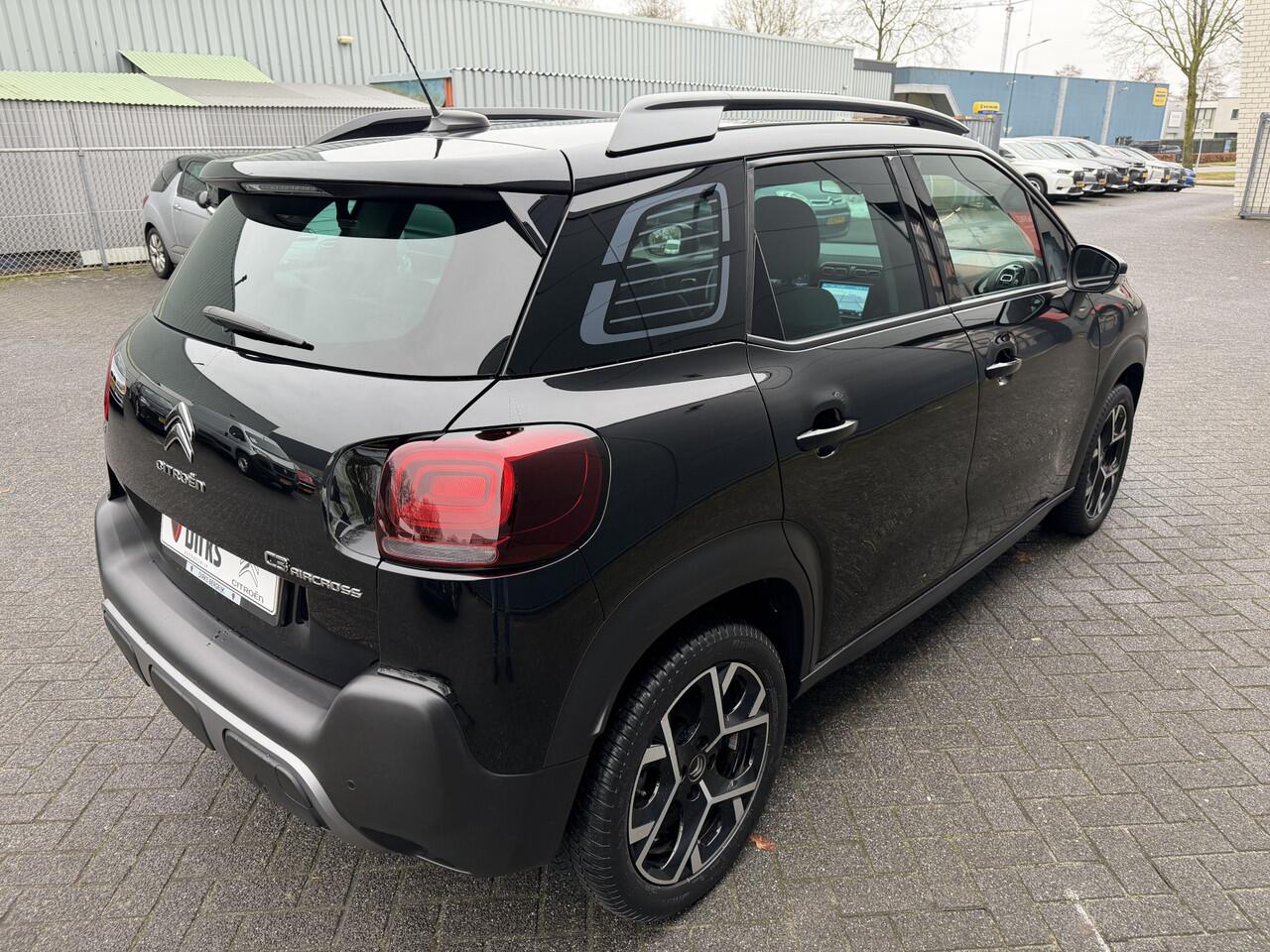 Citroen C3 Aircross 130pk Shine (Camera - Leder - 17"incl 4S - Automatische Airco - Grip Controle - LED - Parkeersensoren - Navigatie)