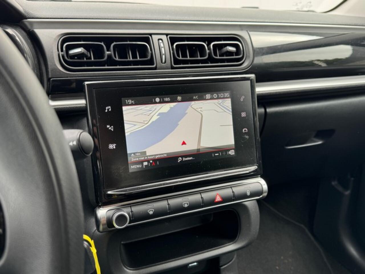 Citroen C3 1.2 PureTech Feel Edition met Navigatie, Cruise Controle, Lane Assist, All Season Banden