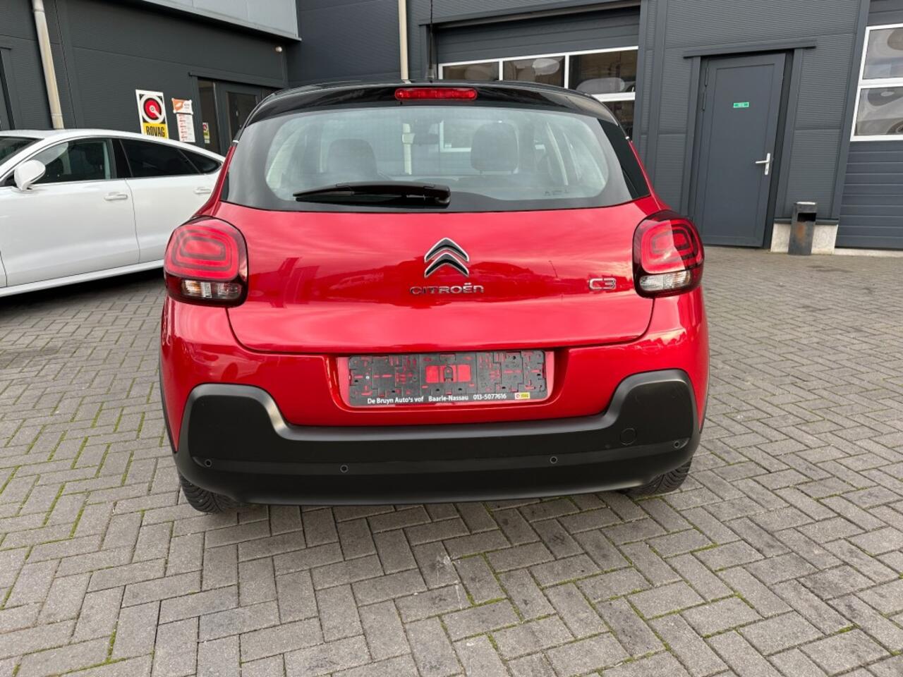 Citroen C3 1.2 PureTech S en S Shine Navigatie Clima