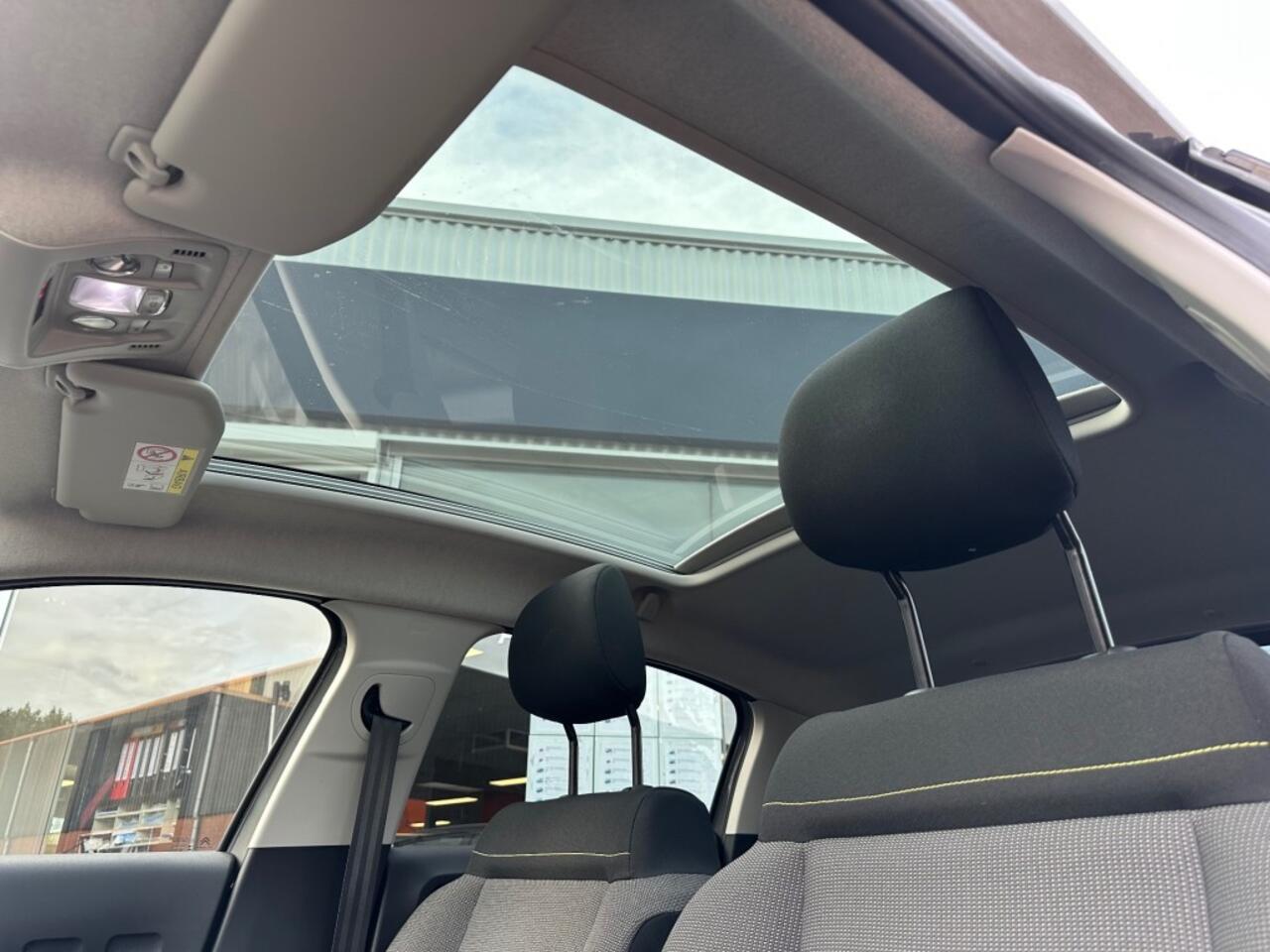 Citroen C3 1.2 PT SenS SHINE AUT