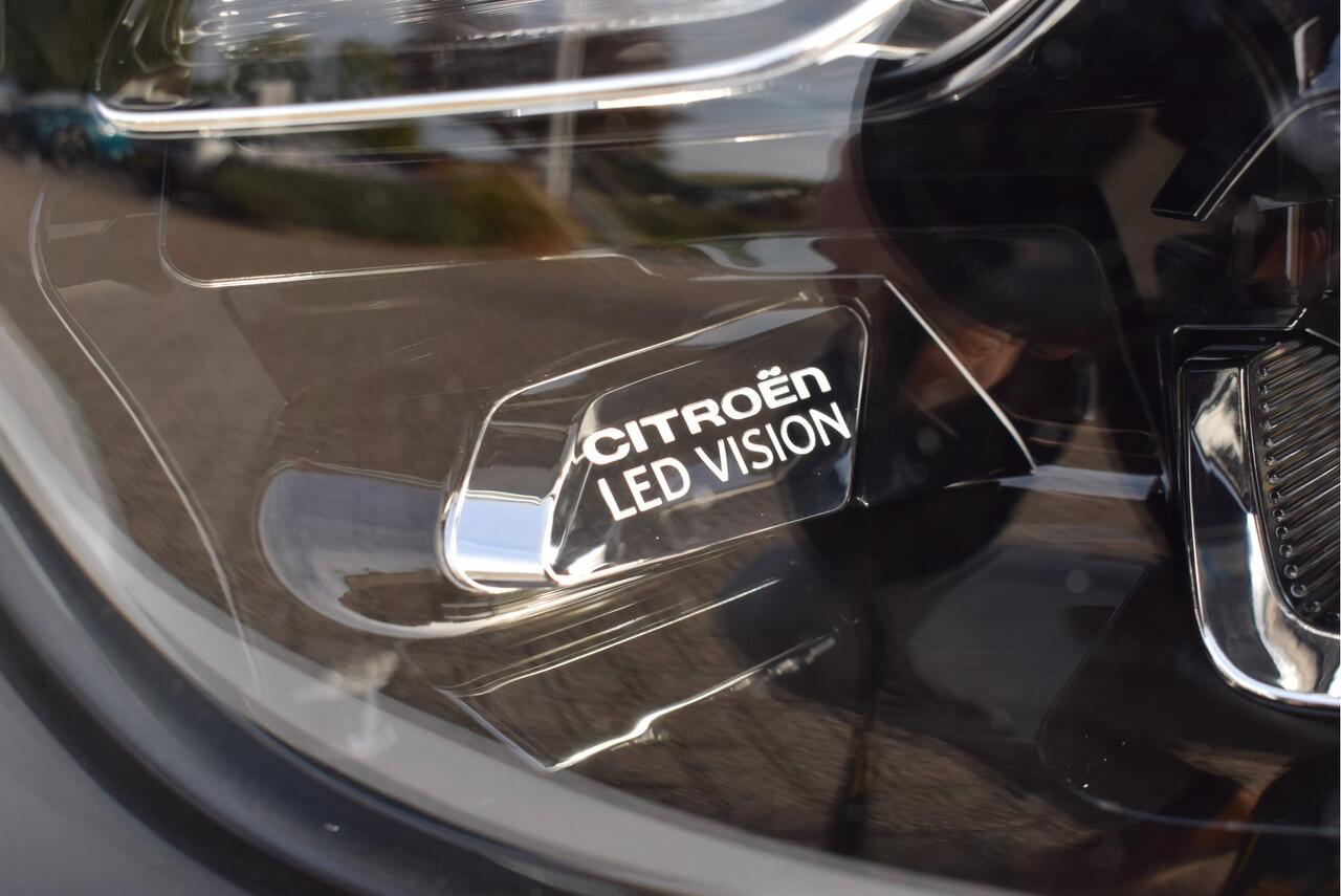 Citroen C3 1.2 PureTech Shine | Camera | Trekhaak | Stoelverwarming