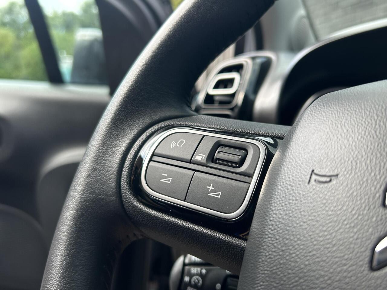 Citroen C3 Aircross 1.2T 110PK Plus l AppleCarplay l Cruise l LED l PDC