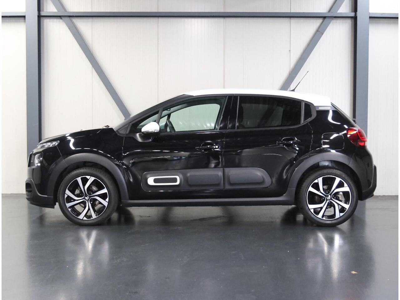 Citroen C3 110PK Feel Edition | 1ste eigenaar | AUTOMAAT | AppleCarplay/AndroidAuto | Armsteun | Camera | Cruise Control | Climate Control | StoelVerwarming | Navigatie | Isofix | Privacy Glass | Two-Tone |