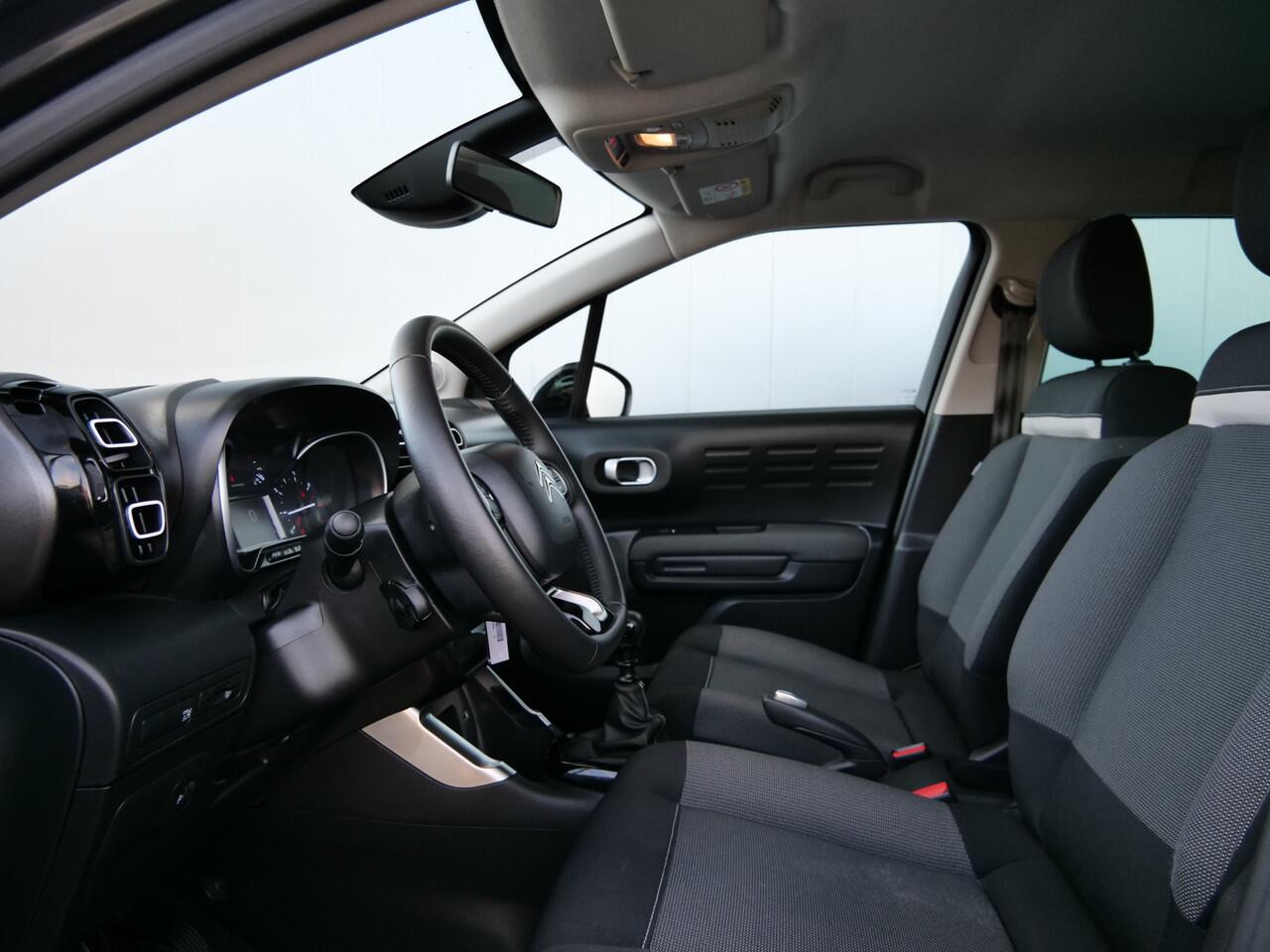 Citroen C3 Aircross 1.2 PureTech Plus 110 Pk Navi / PDC / DAB / Apple Carplay