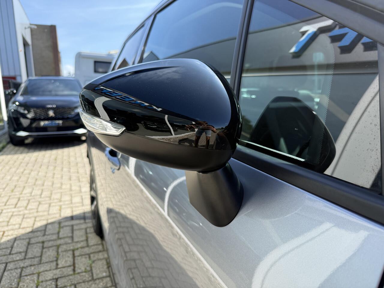 Citroen C3 Aircross 1.2 PureTech Max HUD | Groot scherm | App connect