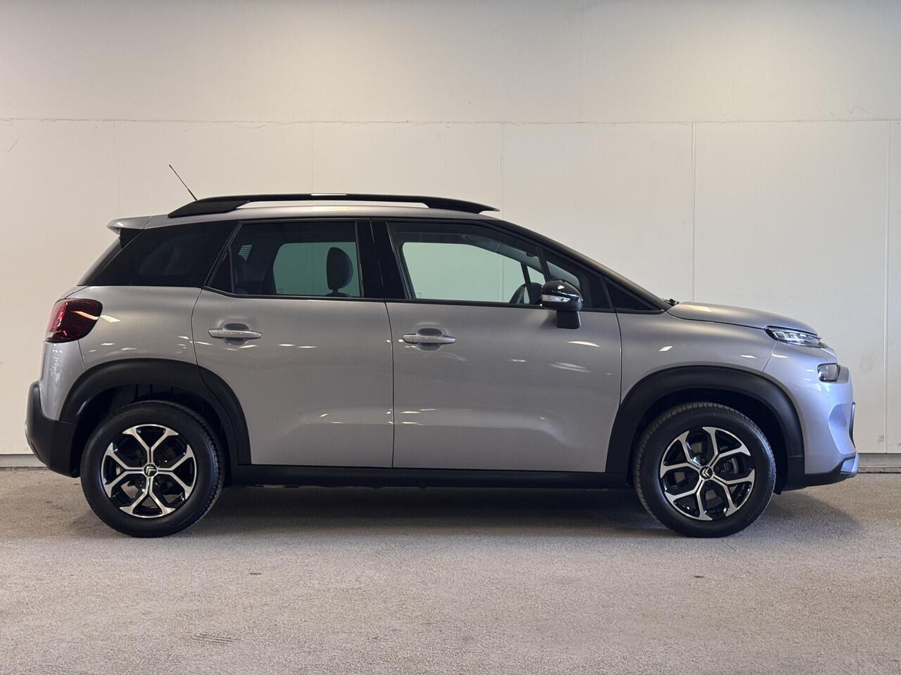 Citroen C3 Aircross 1.2 PureTech Plus | 16 inch lichtmetalen velgen | Climate control | Parkeersensoren | Cruise control | Lederen stuur | Collison warning |