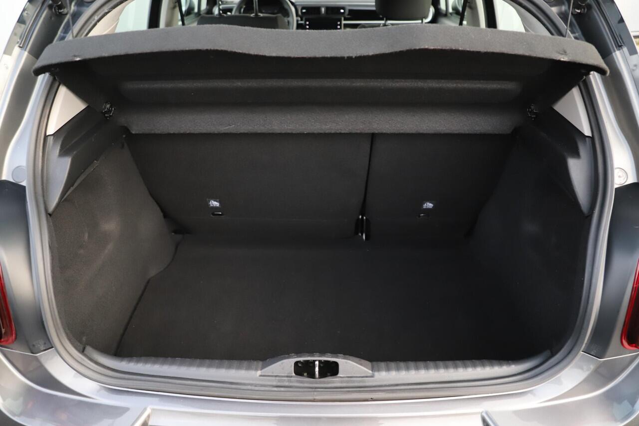 Citroen C3 1.2 PureTech Feel Carplay Android Navigatie Climate Cruise Control Rijstrooksensor Parkeersensor All-season banden!