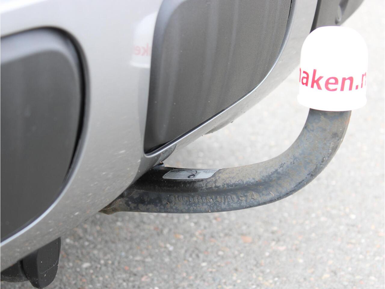 Citroen C3 Aircross 1.2 PT 110 SHINE NAVI/PANODAK/TREKH.