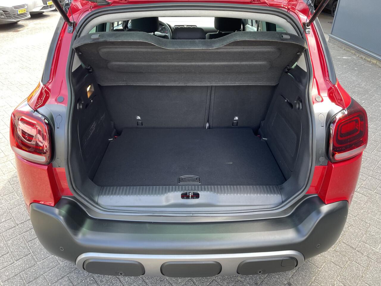 Citroen C3 Aircross 110pk Max (Camera - Keyless Entry - 17"incl 4S - Grip Controle - Apple Carplay - Navigatie - Automatische Airco)