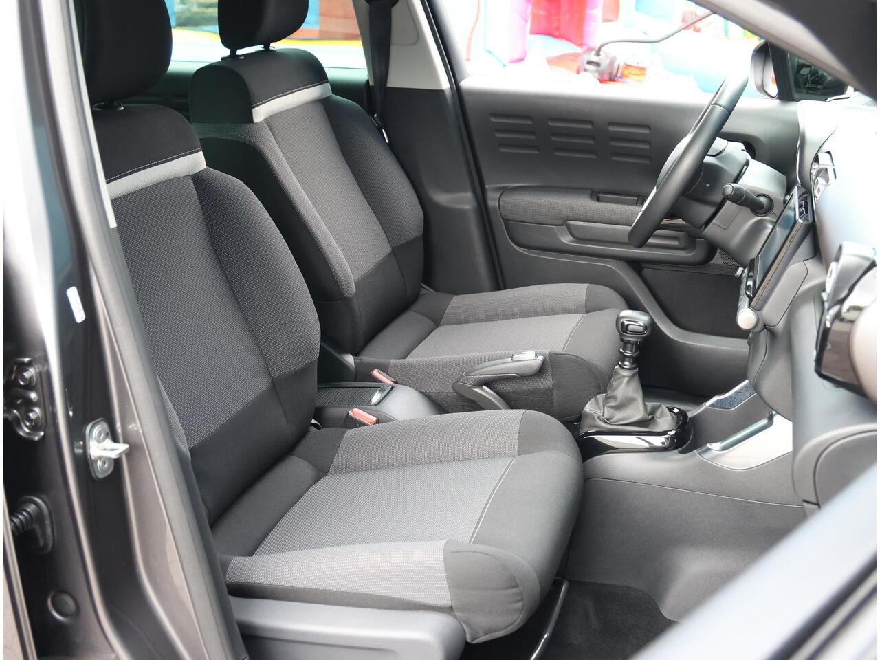 Citroen C3 Aircross 1.2 110PK Max | AppleCarplay/AndroidAuto | Climate Control | Cruise Control | Bluetooth | Navigatie | FULL LED | Keyless | Lederen Stuurwiel | Isofix | Privacy Glass |