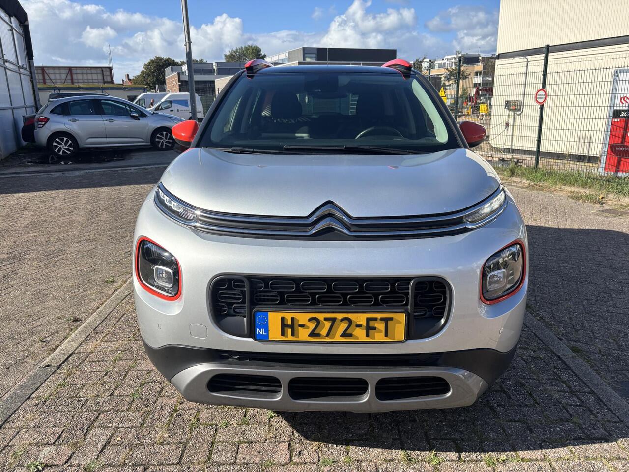 Citroen C3 Aircross 1.2 PureTech S&S Shine / ALL-IN RIJKLAARPRIJS /Navi/Camera/17"Velgen/Duo-Tone