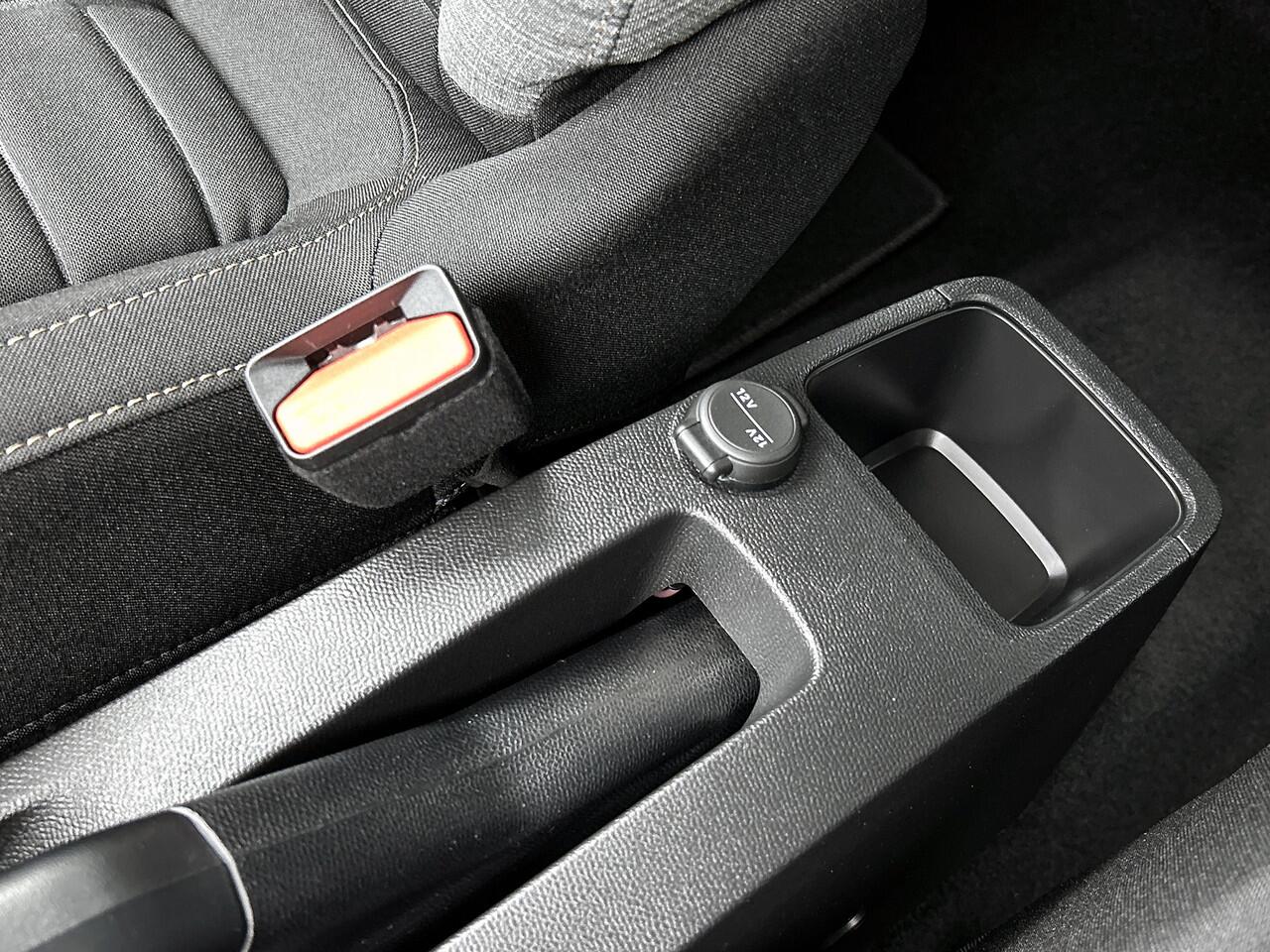 Citroen C3 Aircross 100pk Plus | Rijklaar | Camera | Apple Carplay | Advanced Comfort seats |