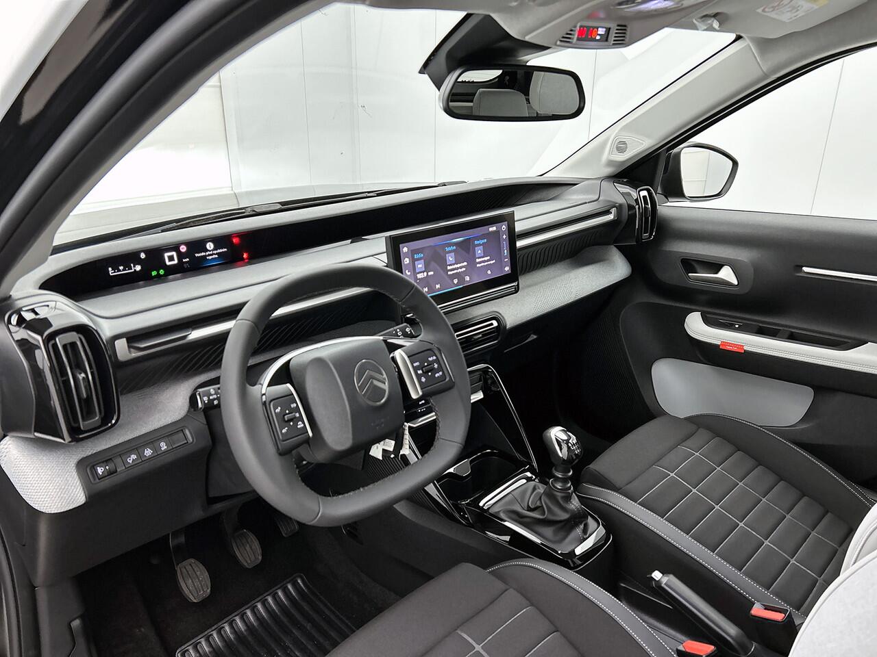 Citroen C3 Turbo 100pk Max | Rijklaar | Achteruitrijcamera | Comfort Seats | 17" LMV |