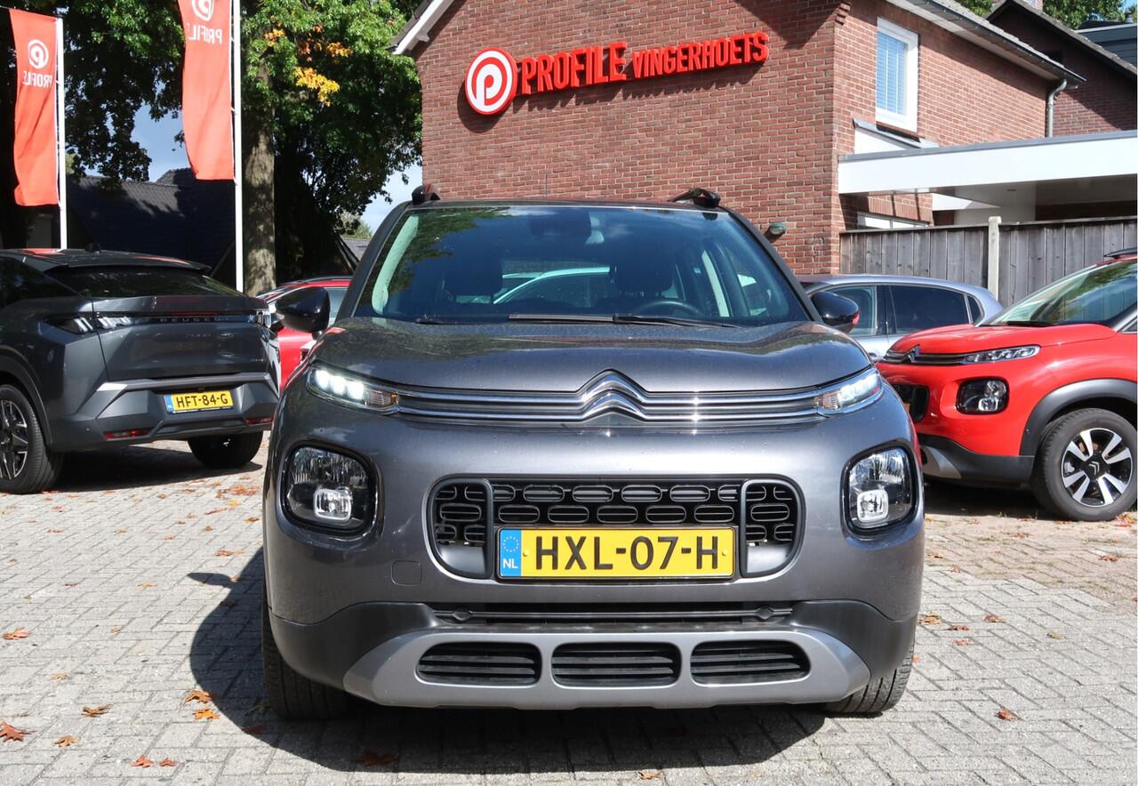 Citroen C3 Aircross 110 Pk benzine * Hoge Zit * HXL-07-H * Navigatie * Climate & Cruise Control * Open Schuifdak * L.M. Velgen * Ook Apple Carplay / Android Auto * Vingerhoets; Vierde Generatie Eersteklas Service !