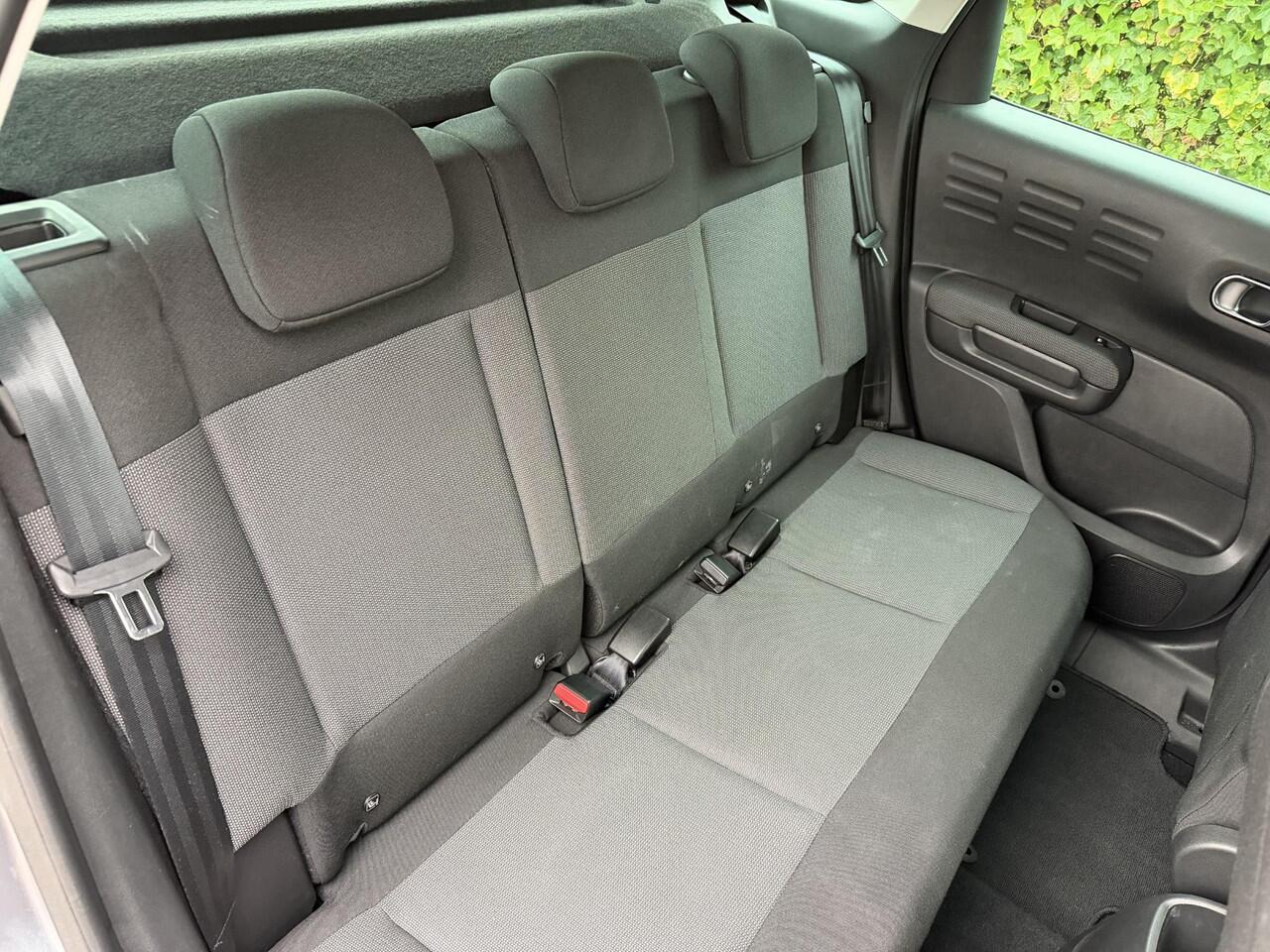 Citroen C3 Aircross Shine 1.2 PureTech 130PK EAT6 Automaat Navigatie, Stoelverwarming, Parkeersensoren, Apple Carplay, Android Auto