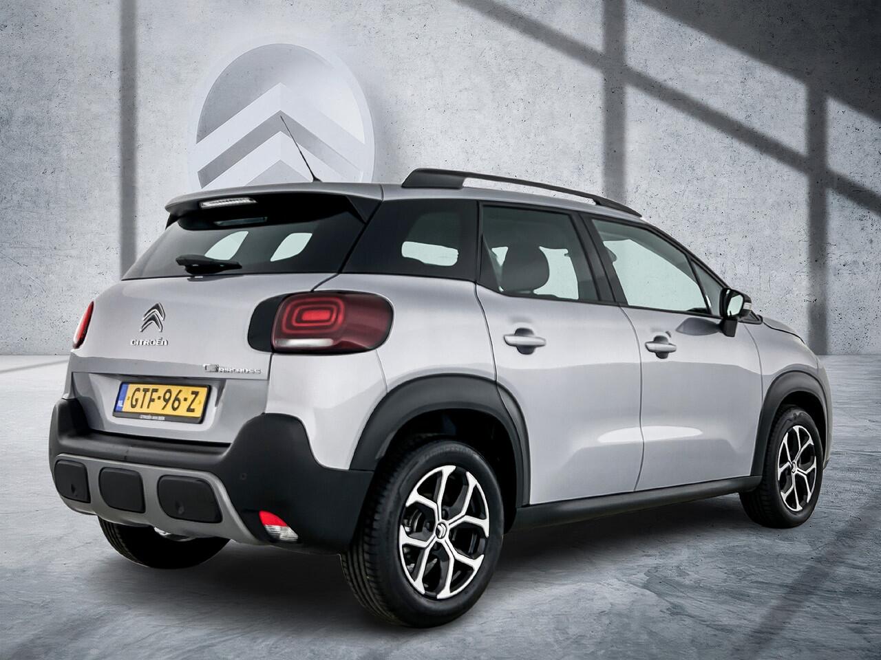 Citroen C3 Aircross 130 PK Automaat Plus | Rijklaar | Apple carplay | Stoelverwarming | Parkeersensoren achter |