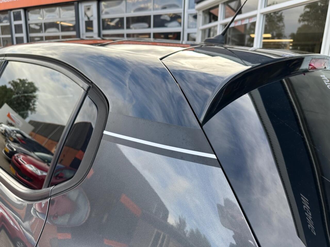 Citroen C3 1.2 PT SenS SHINE AUT