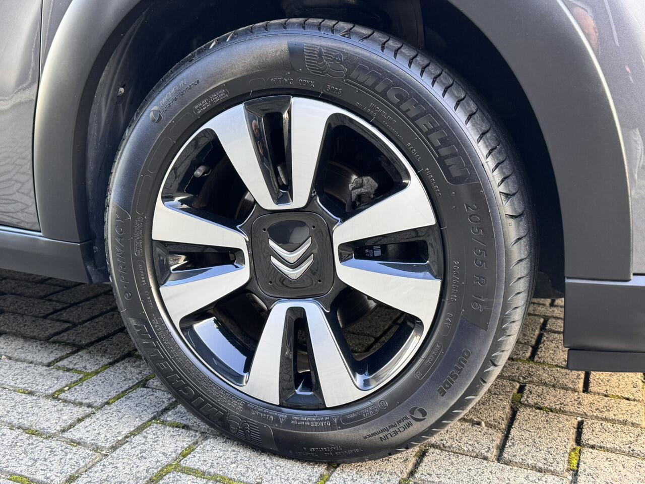 Citroen C3 1.2 PureTech Business | Stoelverwarming | Camera