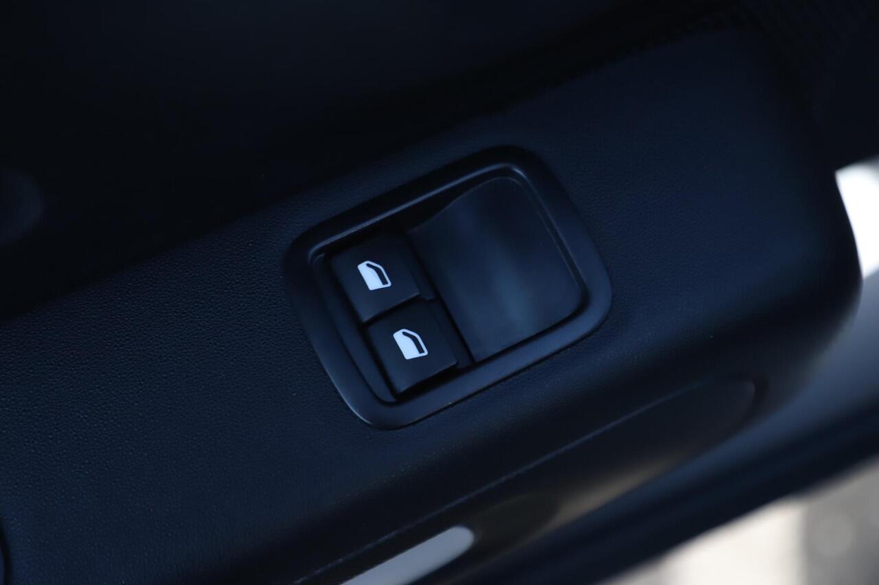 Citroen C3 1.2 PureTech Feel DB Riem Vervangen Navigatie Clima Cruise Carplay Android Rijstrooksensor Parkeersensor