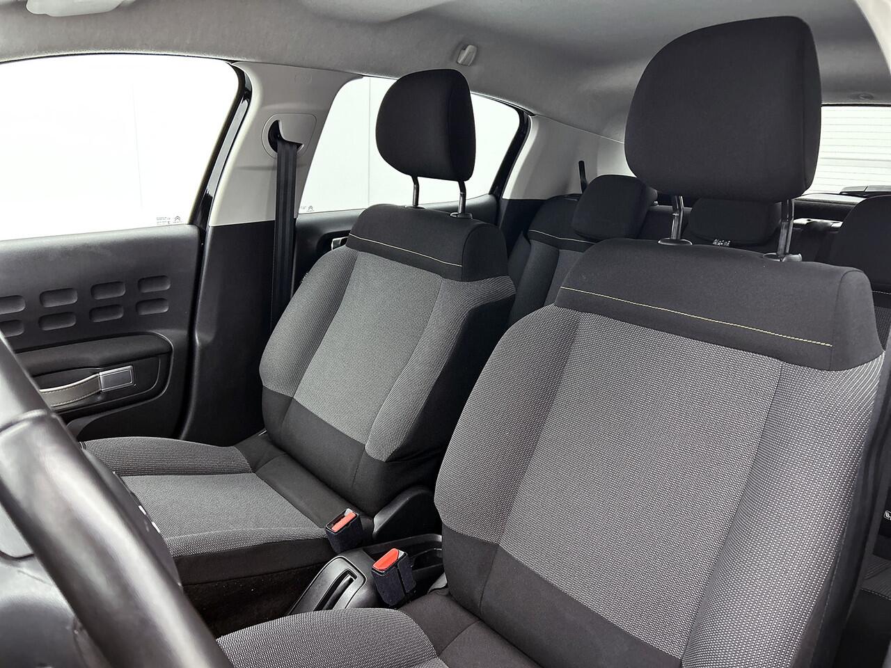 Citroen C3 110 PK Shine | Rijklaar | Keyless Entry | 17" LMV | Camera |