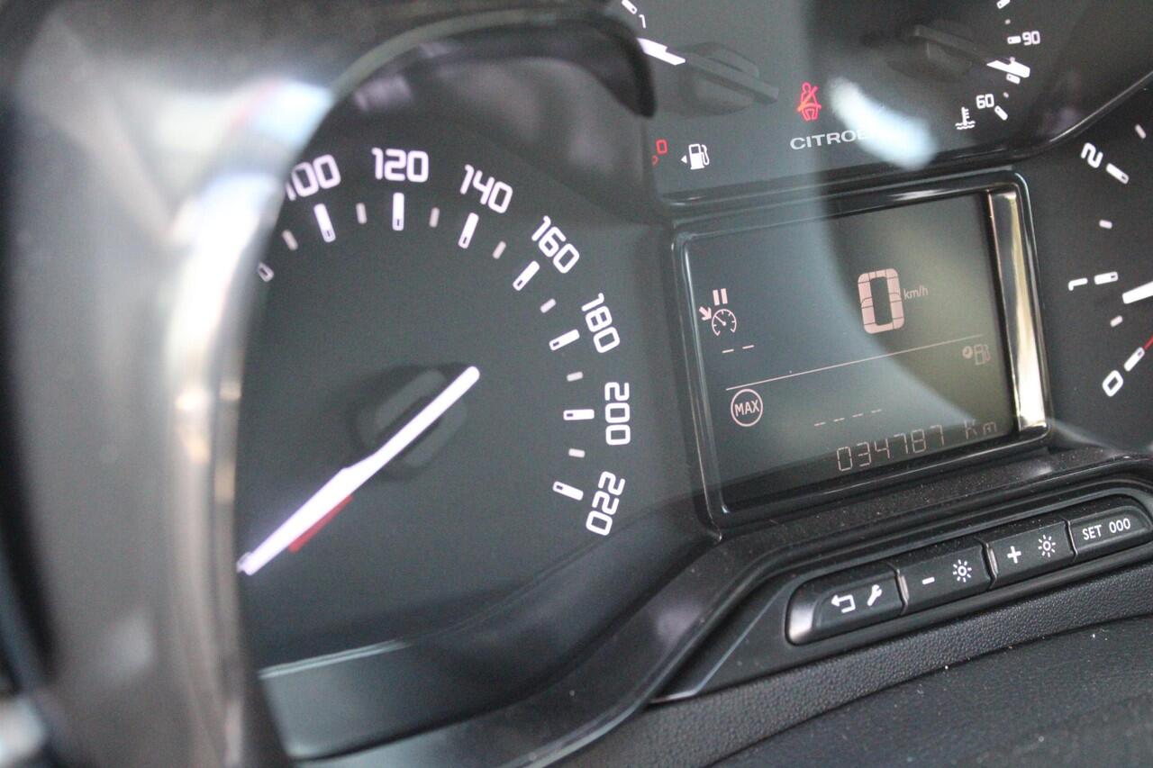 Citroen C3 1.2 82PK MAX | NAVIGATIE | ACHTERUITRIJ CAMERA | CLIMATE CONTROL | CRUISE CONTROL | APPLE CARPLAY/ANDROID AUTO | LICHTMETALEN VELGEN 16" | DAB+ RADIO | REGEN/LICHT SENSOR |