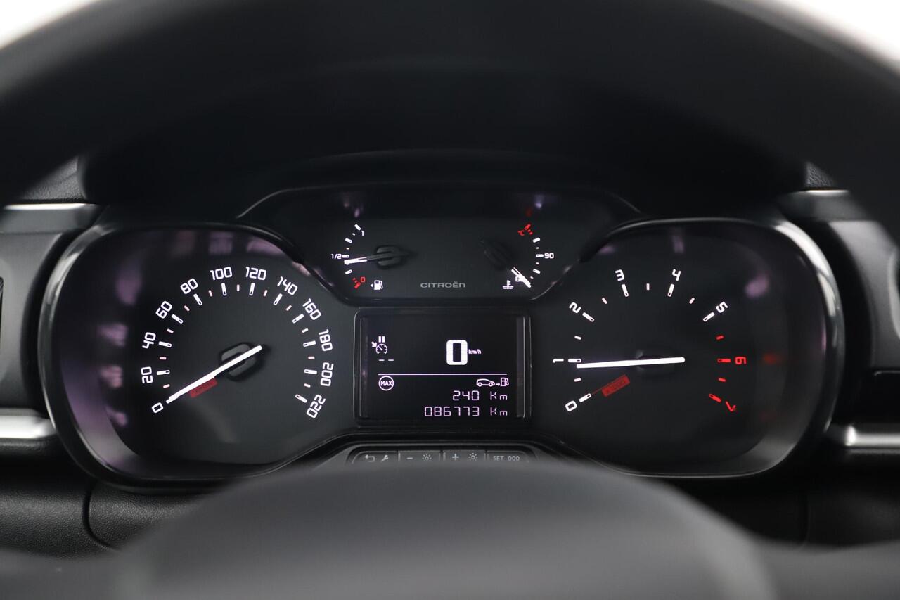 Citroen C3 1.2 Feel Carplay Android Navigatie Climate Cruise Control Rijstrooksensor Parkeersensor All-season banden!